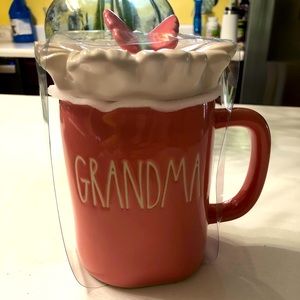 Rae Dunn Grandma Mug w/butterfly topper